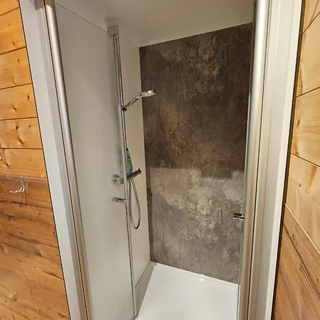 Wellnesshuette Klippitztoerl * Klippitztorl